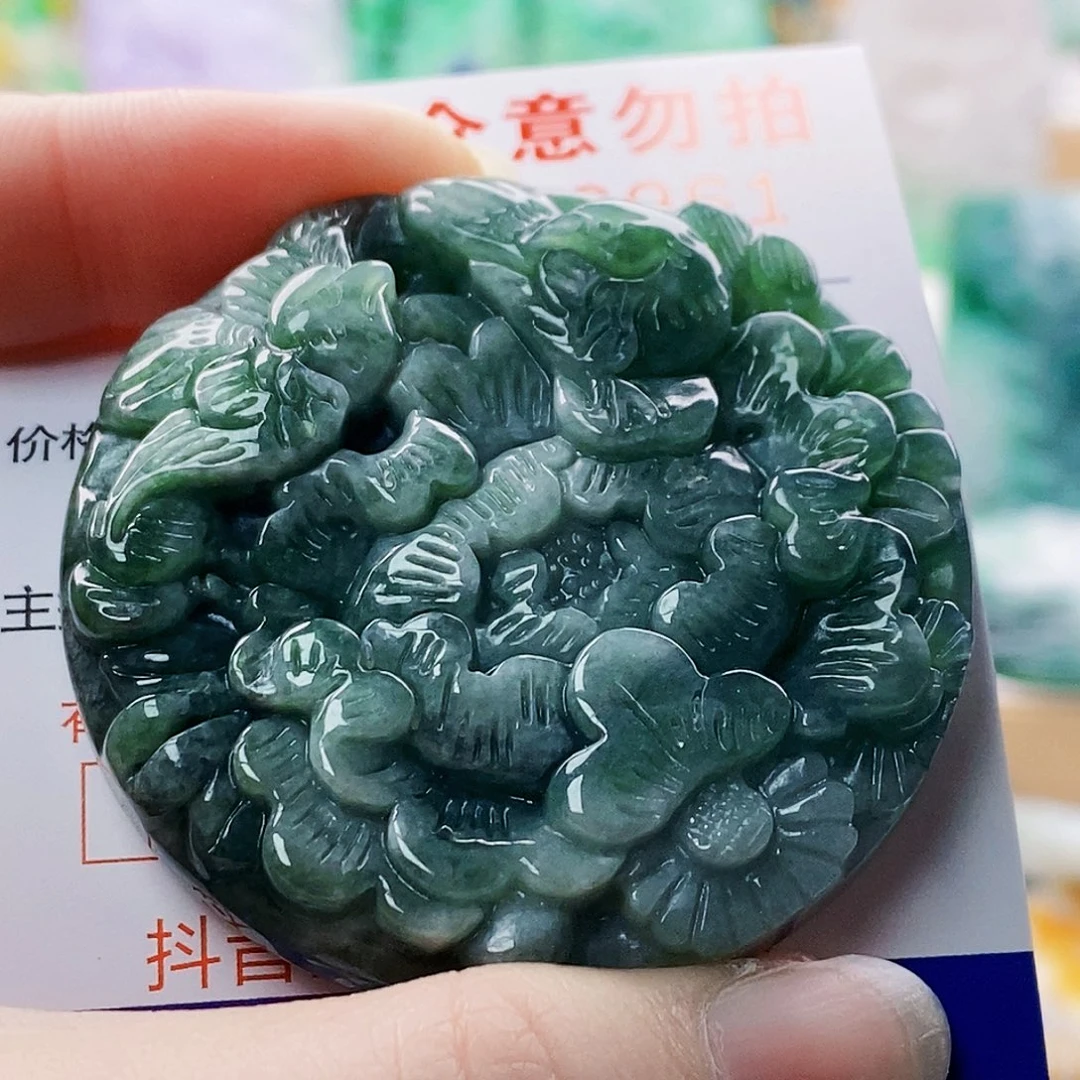 吊坠(不含链)未镶嵌翡翠