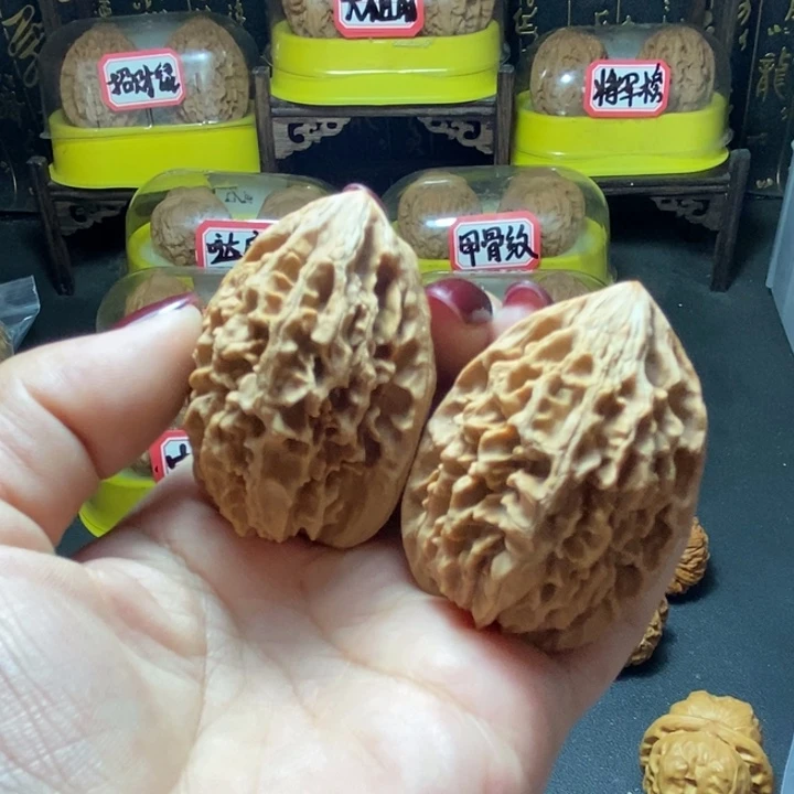 文玩核桃把件019招财鼠36尺