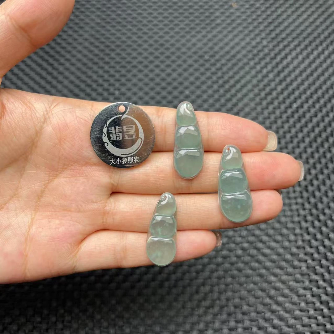 翡昱-B2-23973-天然A货翡翠吊坠绑绳-多样性发其一C