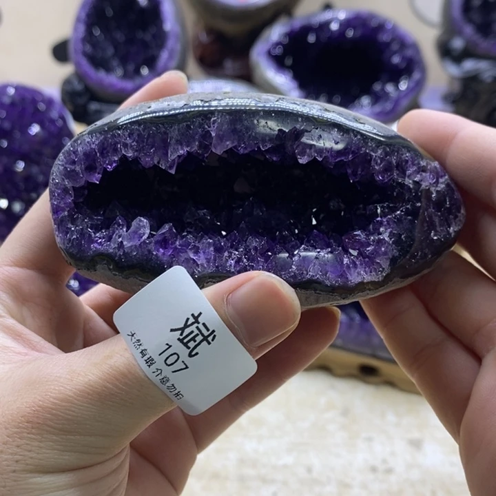 紫晶大型摆件（非配饰）未镶嵌