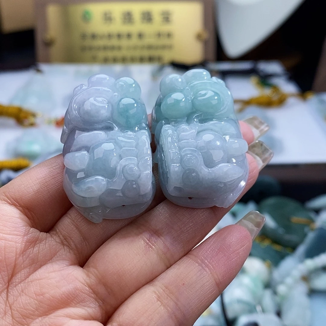 翡翠未镶嵌颈饰4998