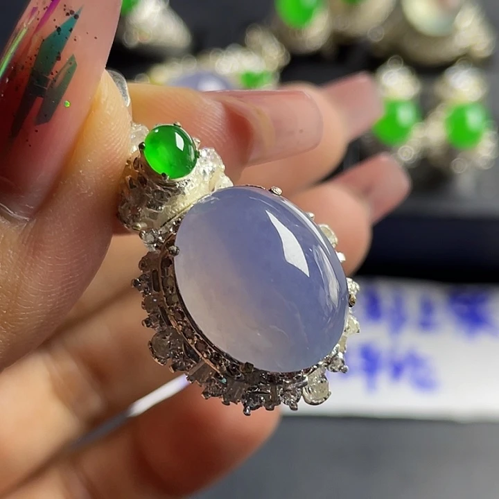 入***8定制翡翠未镶嵌3255795888。