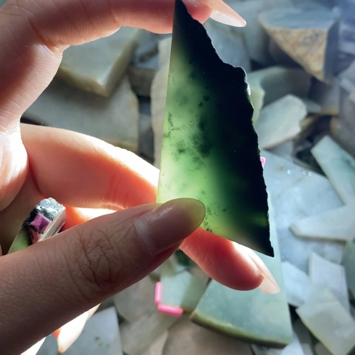 定制翡翠未镶嵌翡翠
