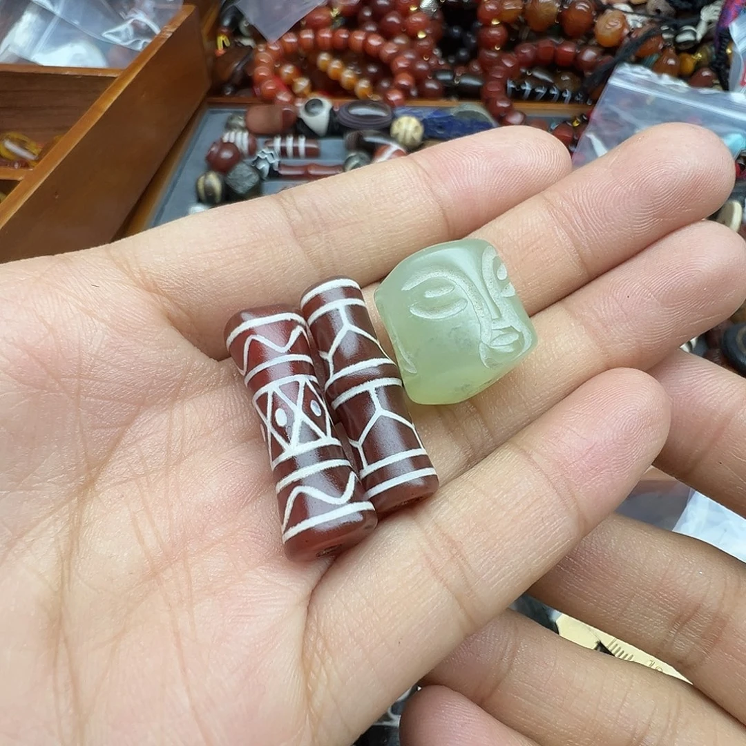 玛瑙/玉髓未镶嵌珠宝半成品