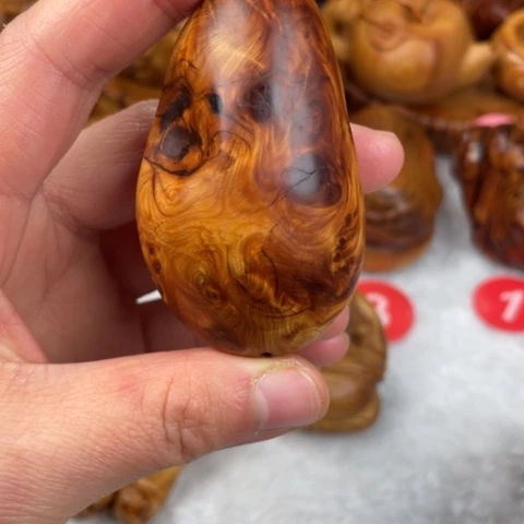 【闪购商品】柏木（崖柏）正宗北太行陈化瘤疤把件