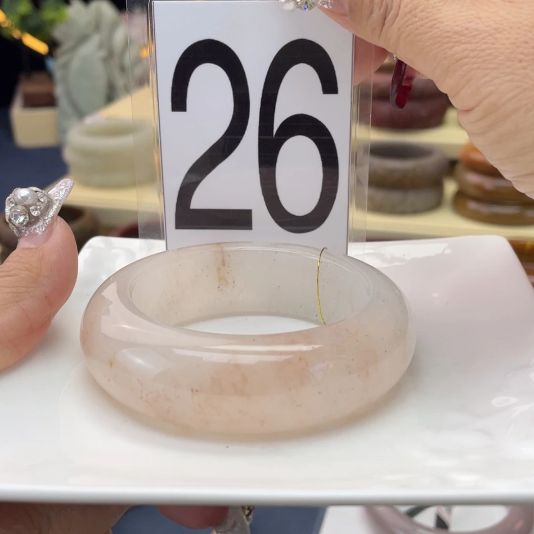 【闪购商品】石英质玉手镯未镶嵌