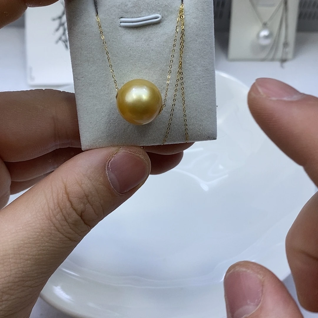 颈饰海水珍珠18K金镶嵌