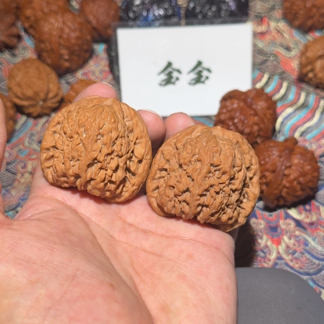 把件文玩核桃1953粗筋南疆，尺寸45 41 41