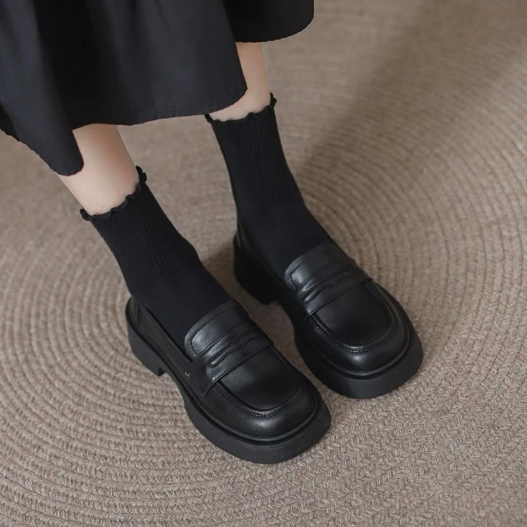 新款乐福鞋圆头复古女士包头PC外穿一脚蹬时尚英伦风厚底乐福鞋