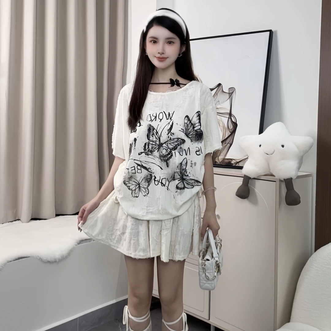 夏季辣妹设计感短袖上衣蝴蝶系圆领韩版时尚气质T恤女