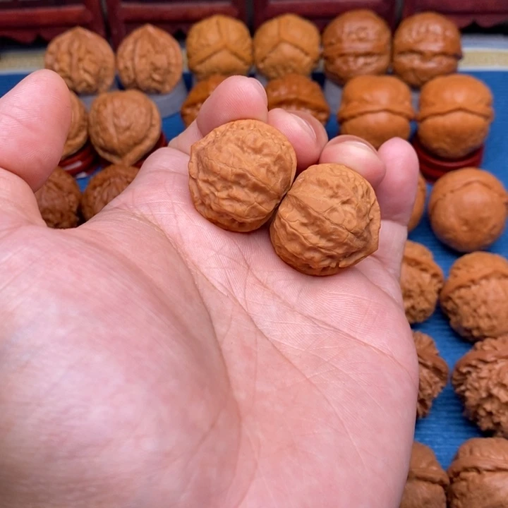 文玩核桃把件精品小手捻