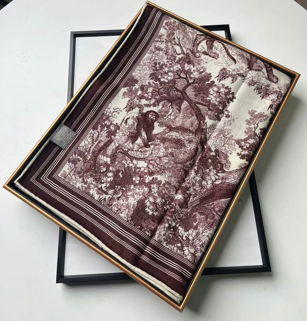 Hongxi Scarves/鸿晰丝巾丝毛复古风兽王双面异色87方巾气质D166