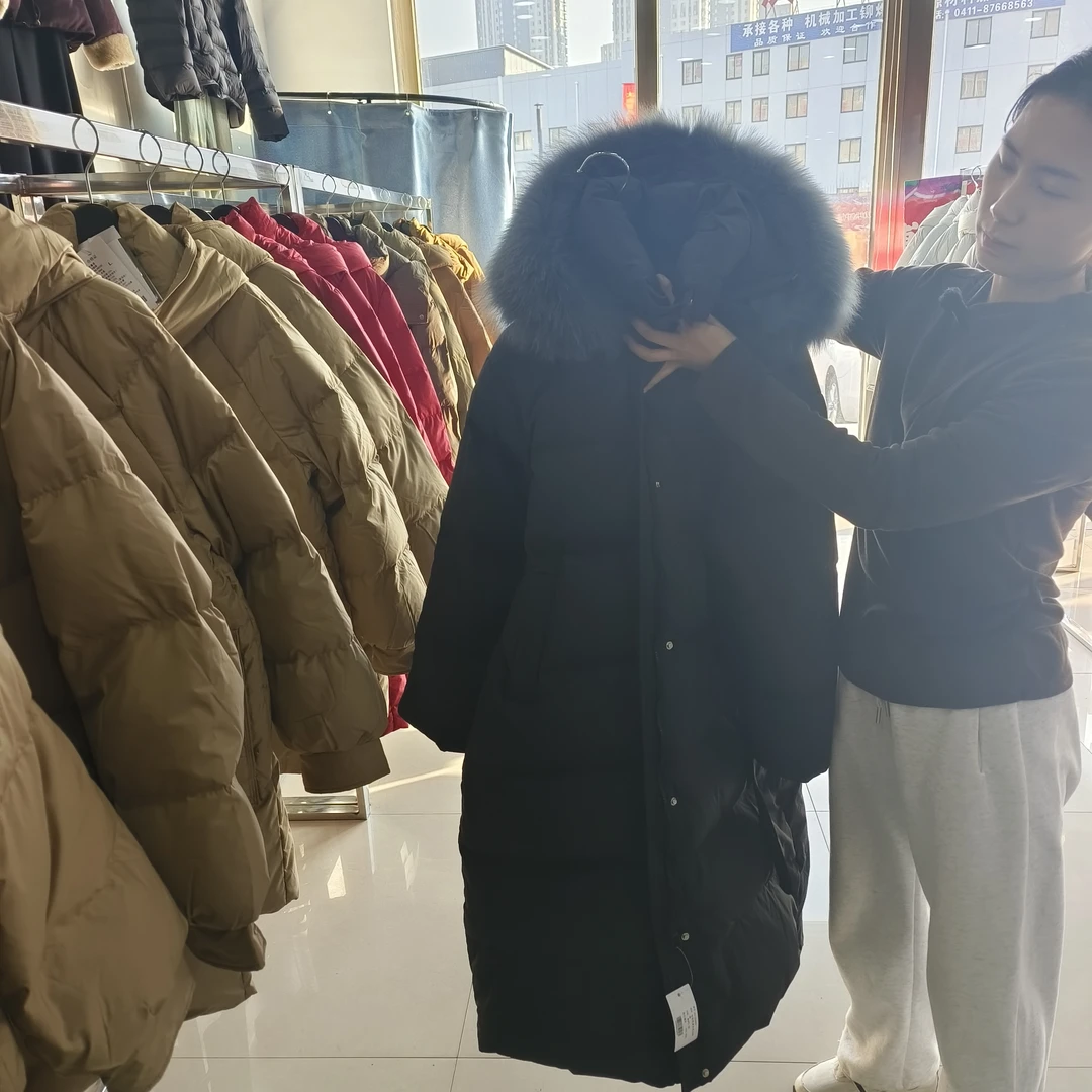 636002冬季新款大毛领连帽中长款加厚羽绒服女时尚高品质外套