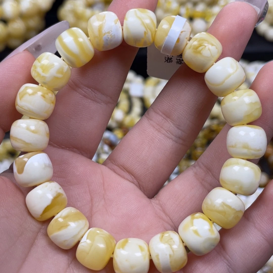 蜜蜡未镶嵌珠宝奇石11m