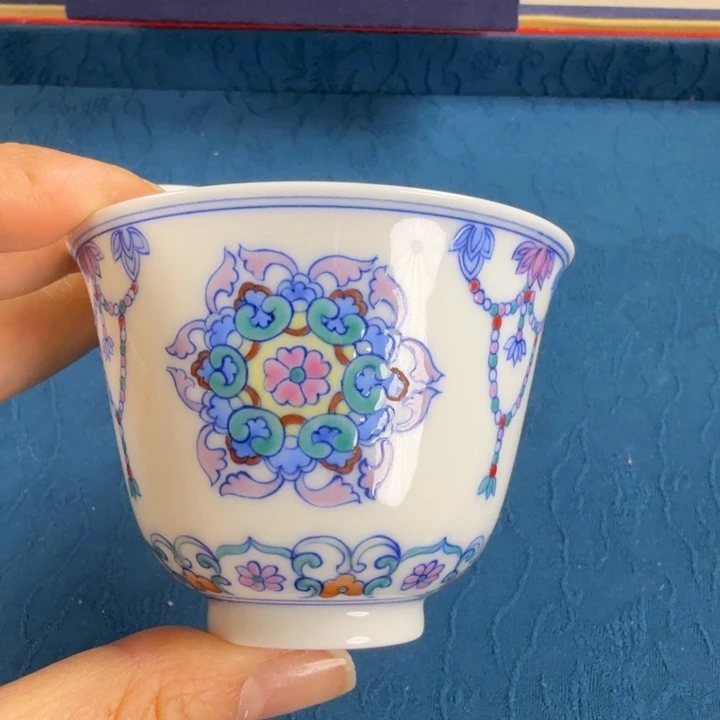 景德镇陶瓷品茶杯