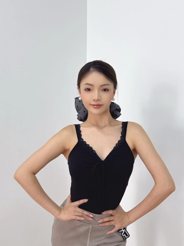 2025MVPL舞服新款拉丁舞练习服春季新款纯欲风带胸垫蕾丝吊带