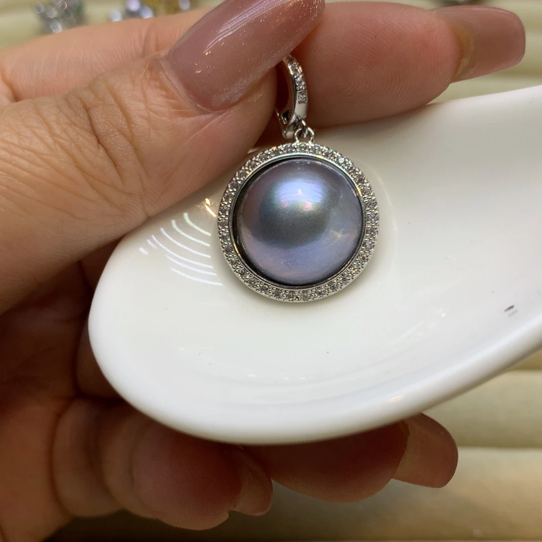 未镶嵌颈饰拼合珍珠（马贝珠）