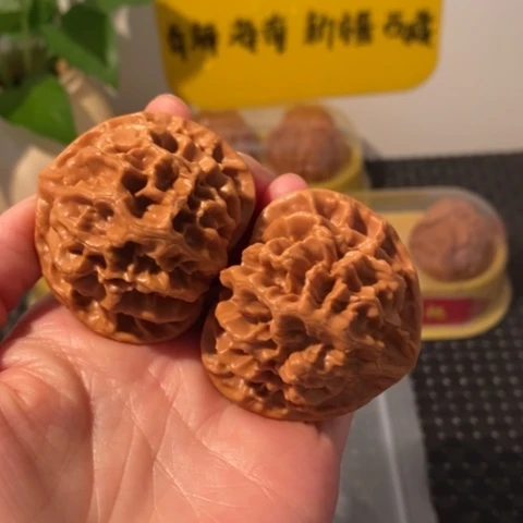 文玩核桃吊坠3号45尺帝王