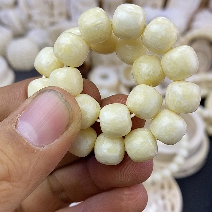 其他猛犸象牙全品黄脑手串