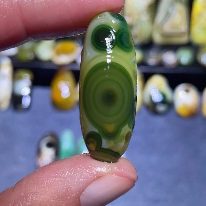 玛瑙/玉髓未镶嵌珠宝奇石