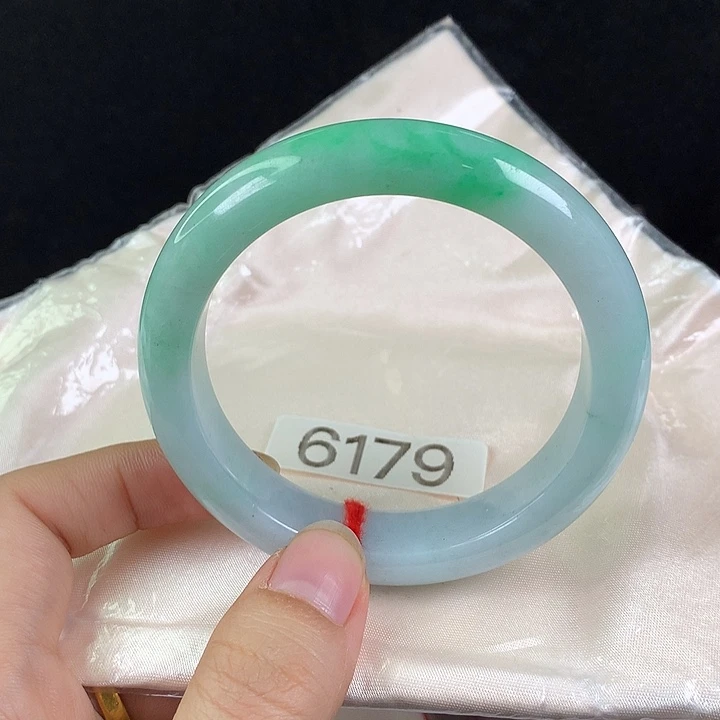 翡翠未镶嵌手镯57圈 晴底阳绿 高货捡漏