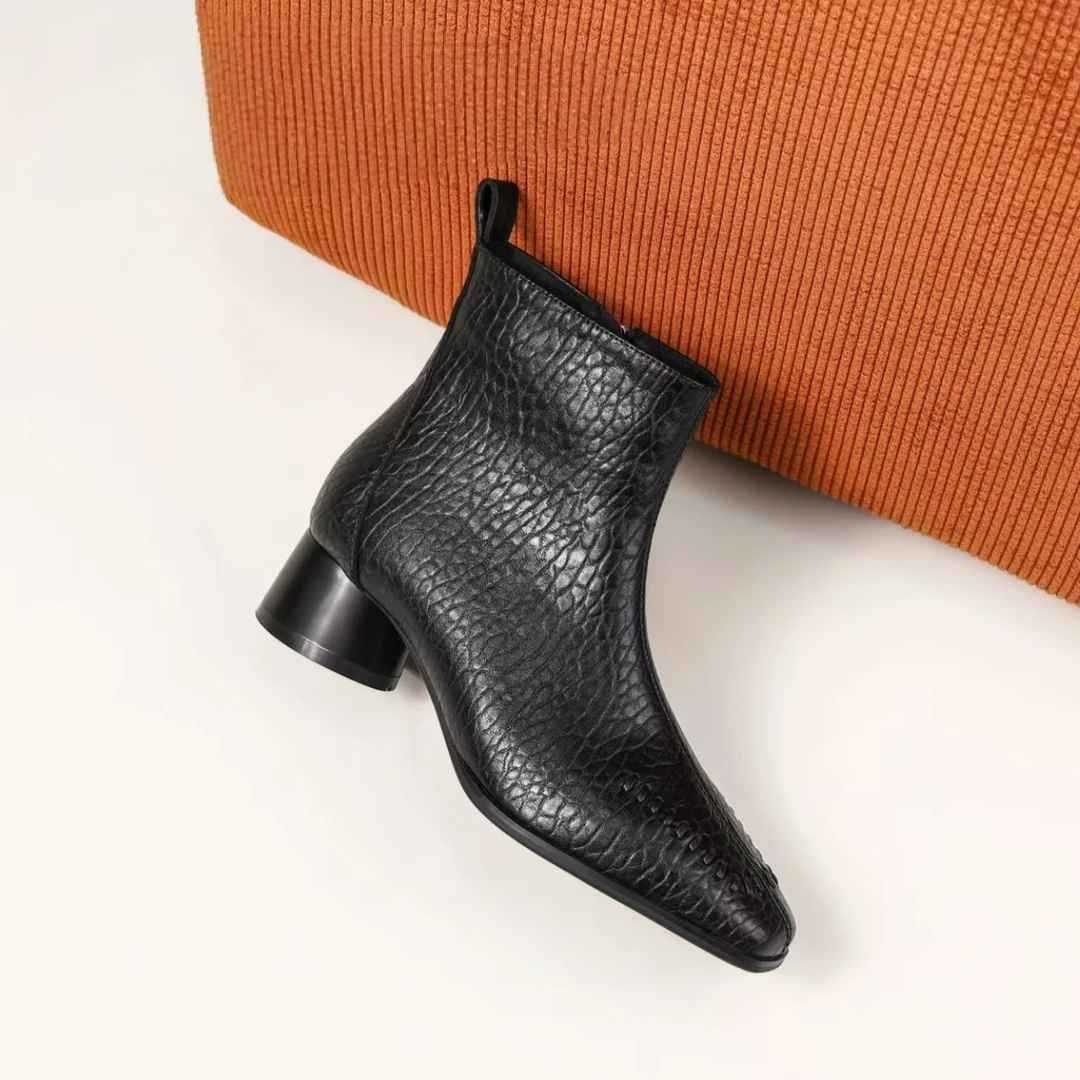 新款女靴短靴爆款鞋子女款秋冬爆款女靴子1175