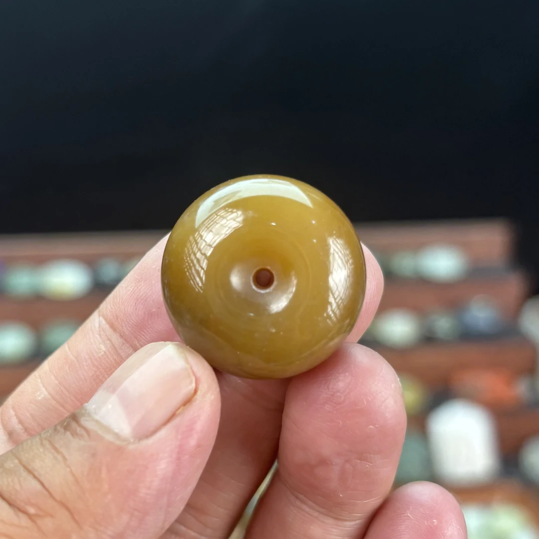 25mm新疆和田玉纯糖平安扣吊坠