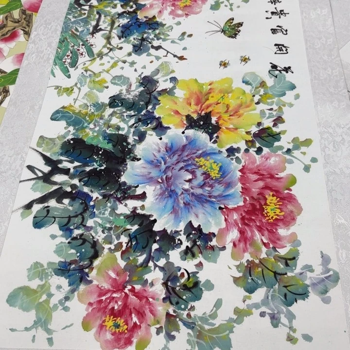 字画等多种形式的艺术作品和艺术