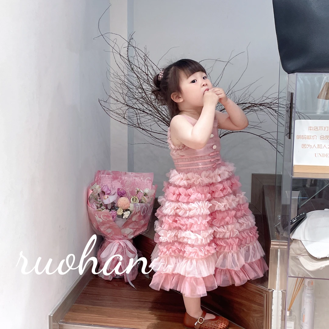 公主风夏季女纯色蛋糕裙连衣裙时尚蕾丝机能风性感风