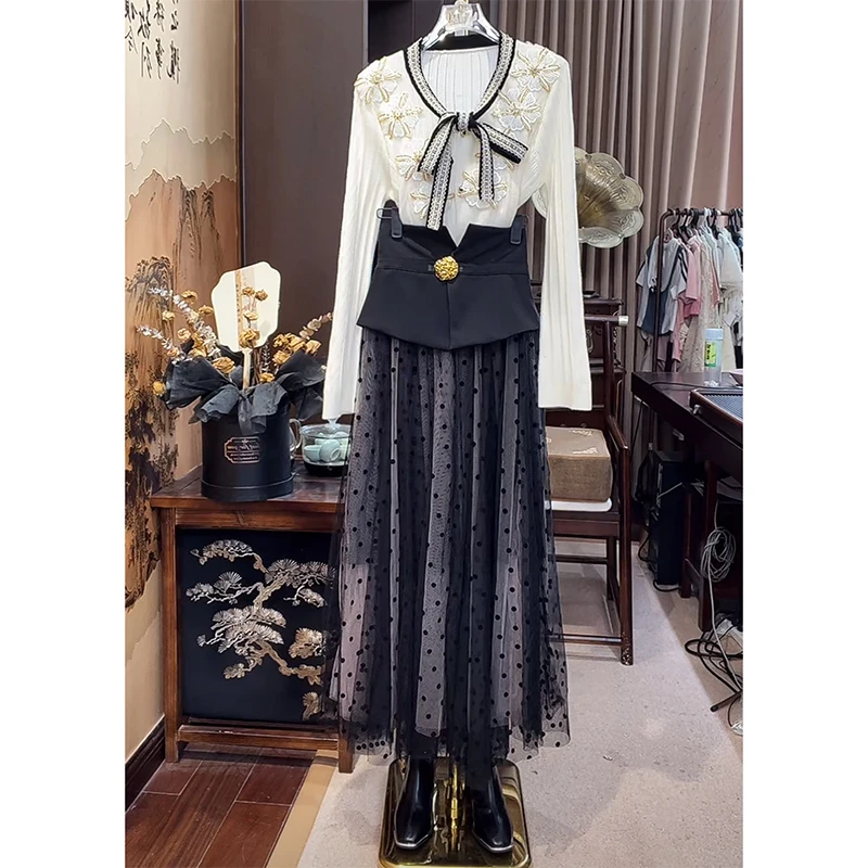 芙娜妮法式圆领秋季新设计感小众长袖F2431907A