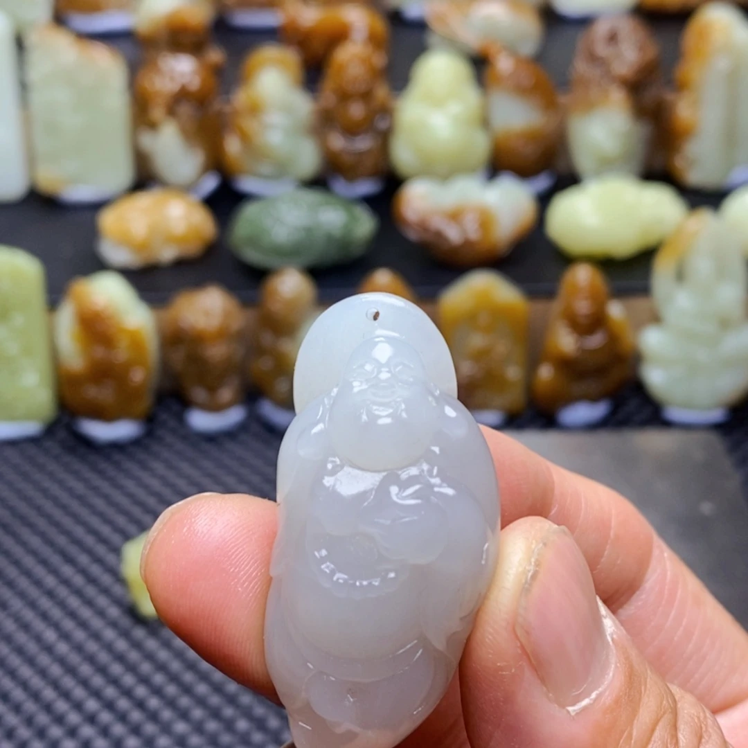 和田玉未镶嵌吊坠(不含链)