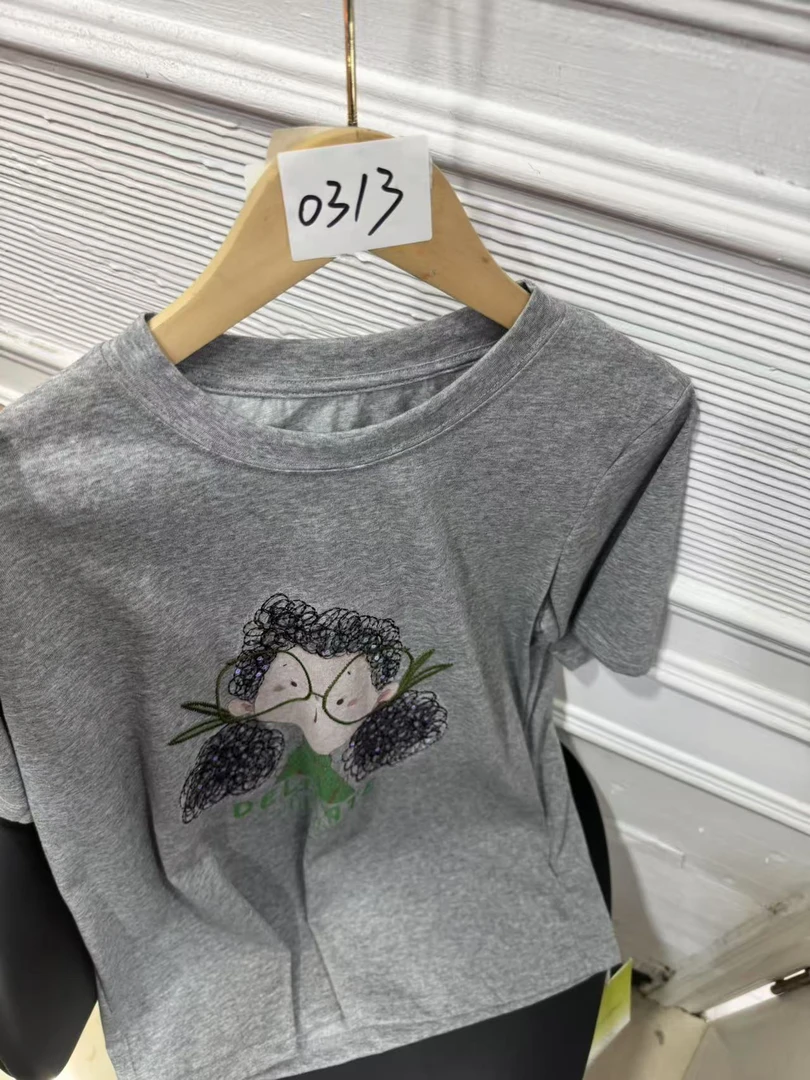 【0313】2025春季新款休闲百搭重工亮片刺绣T恤