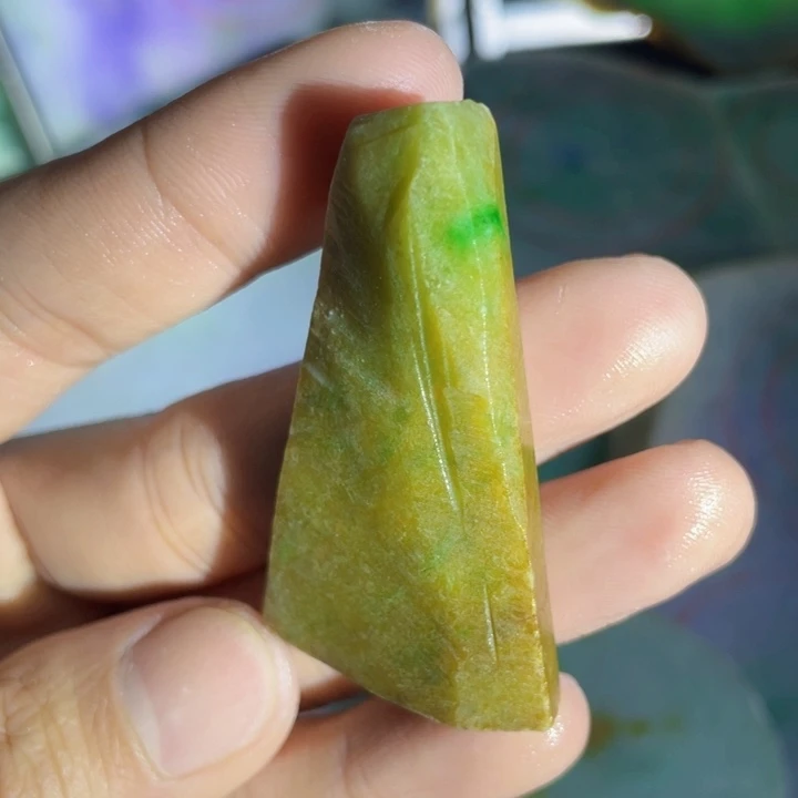 翡翠未镶嵌挂件片料