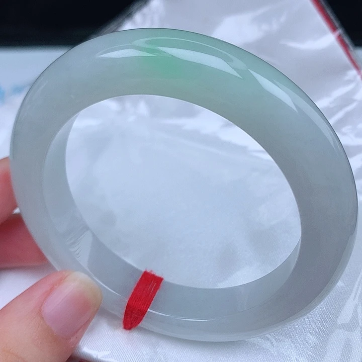 未镶嵌手镯翡翠天然