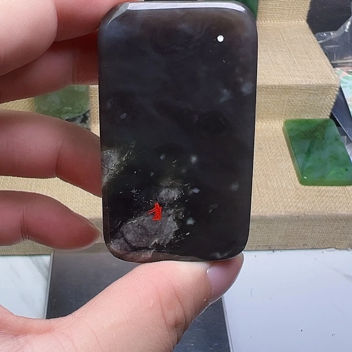 和田玉未镶嵌珠宝半成品