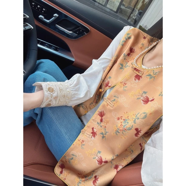 ［文静专属］春“金桂鲤”轻国风盘扣气质马甲女