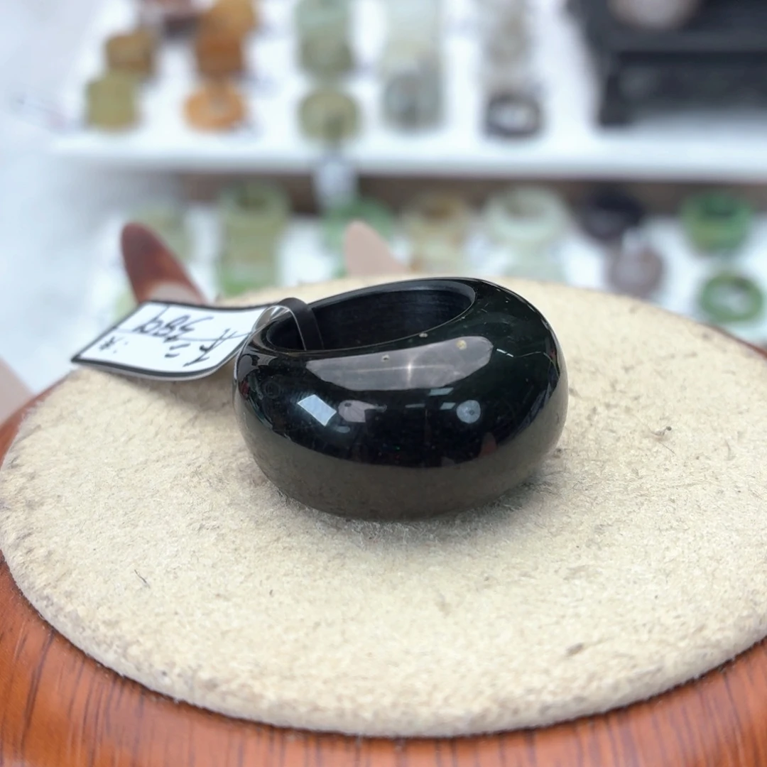 和田玉未镶嵌戒指c25聚墨飘金馒头17.4不退换买断