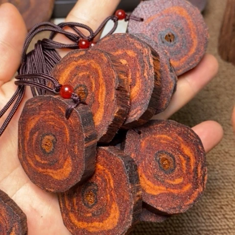 藤类A486降真香黄金甲虫漏牌子发其一