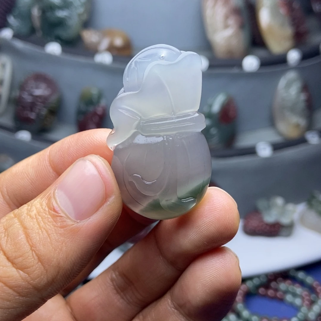 玛瑙/玉髓未镶嵌颈饰