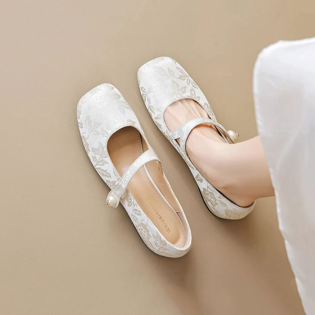 新中式国风玛丽珍鞋女夏山茶花配裙子旗袍粗跟单鞋浅口女鞋一脚蹬