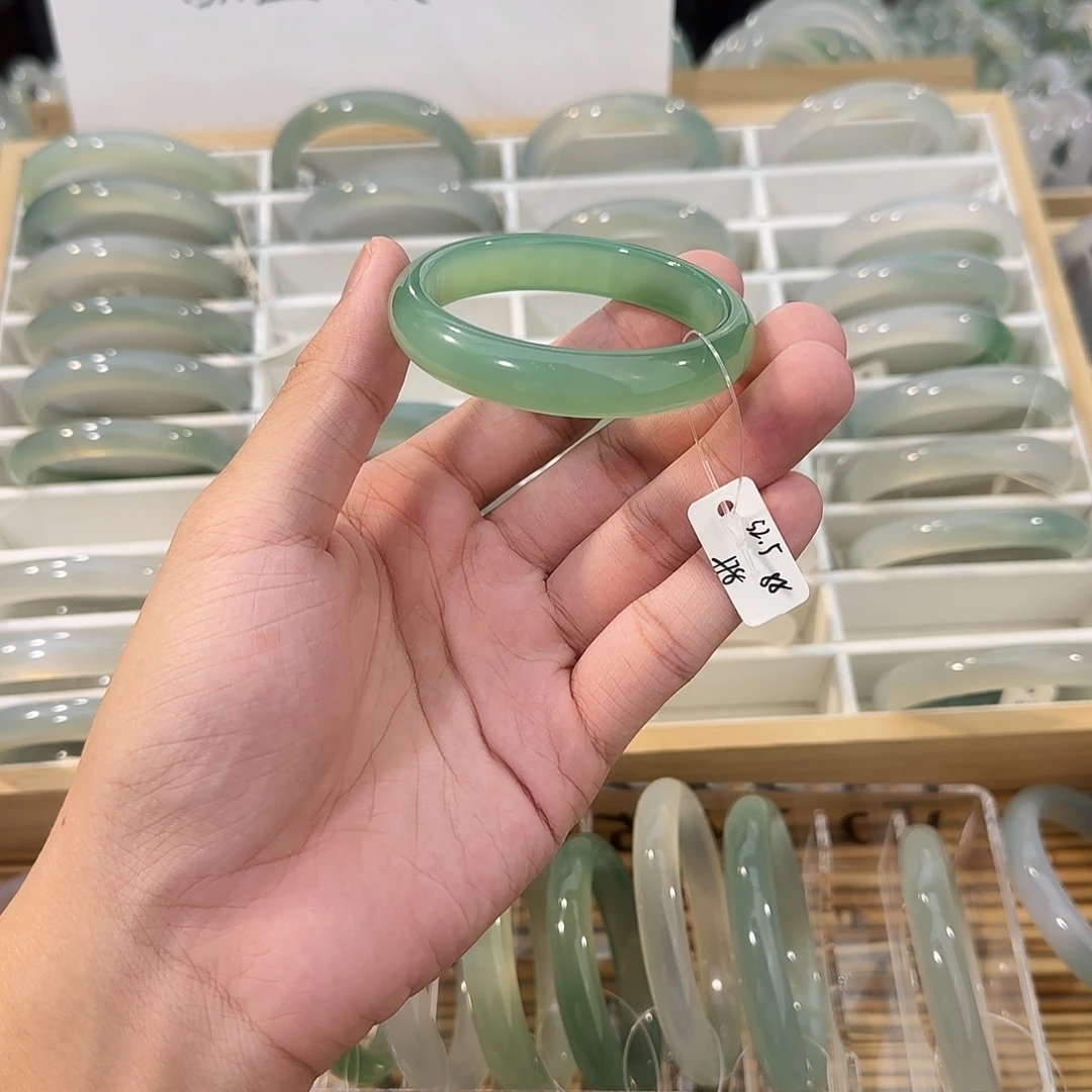 手镯玛瑙/玉髓未镶嵌圈口52.5