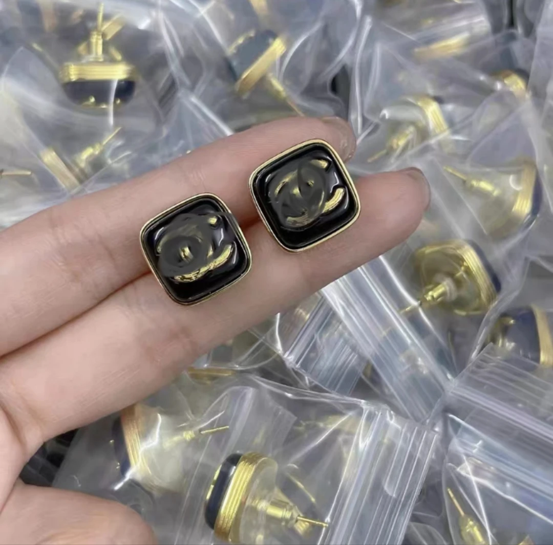 钛钢硅胶耳饰 极简风轻奢百搭钛钢耳饰