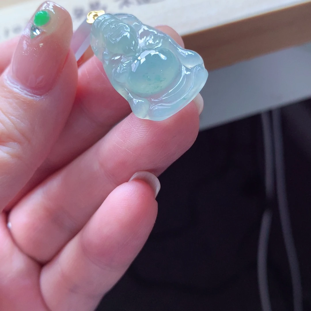 翡翠未镶嵌颈饰吊坠