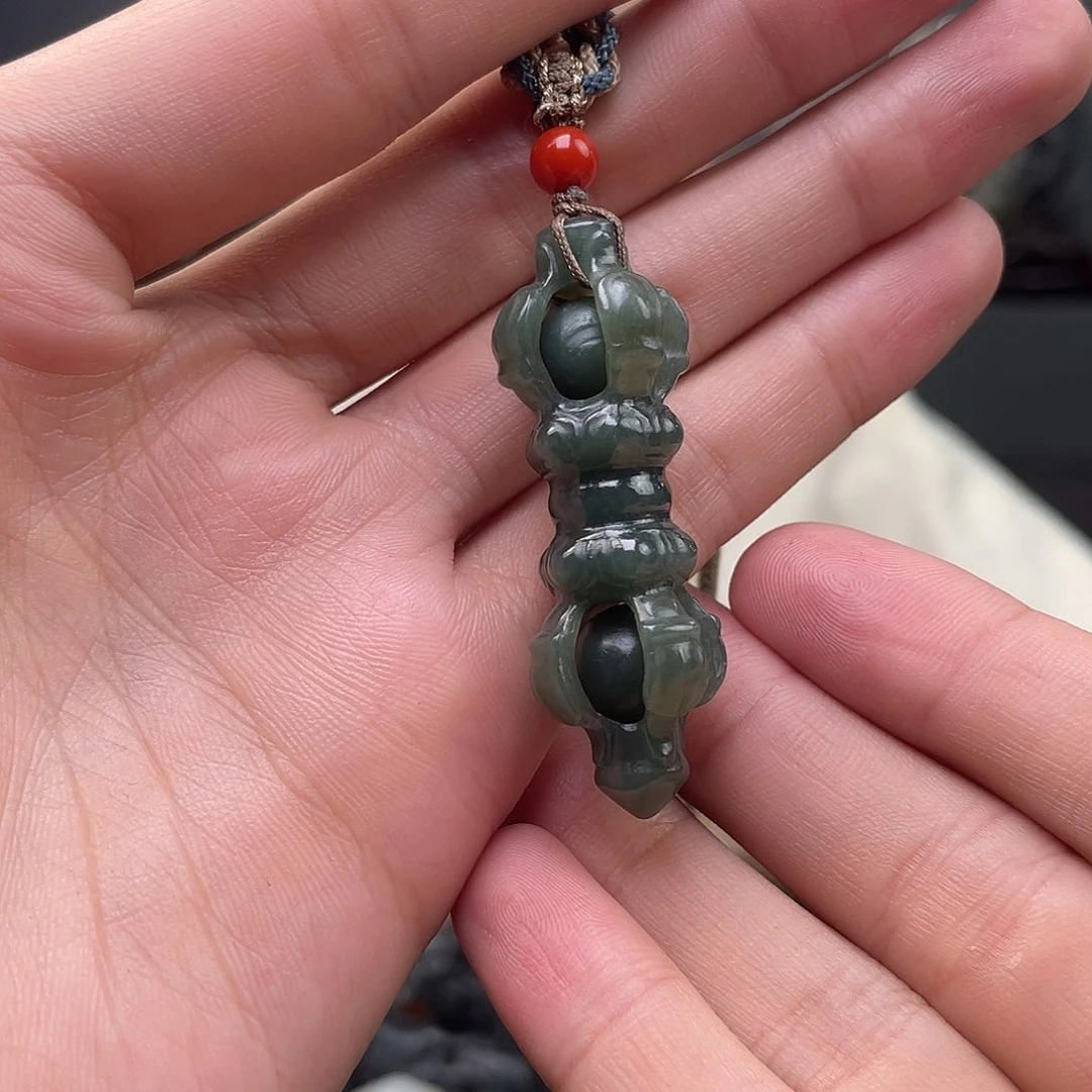 未镶嵌和田玉挂件