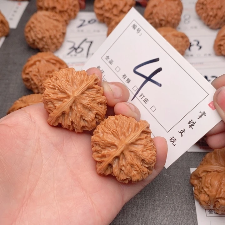 文玩核桃吊坠39苹果4