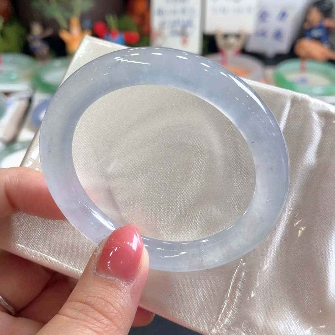 翡翠未镶嵌手镯51圈 高冰炸光 小包容捡漏