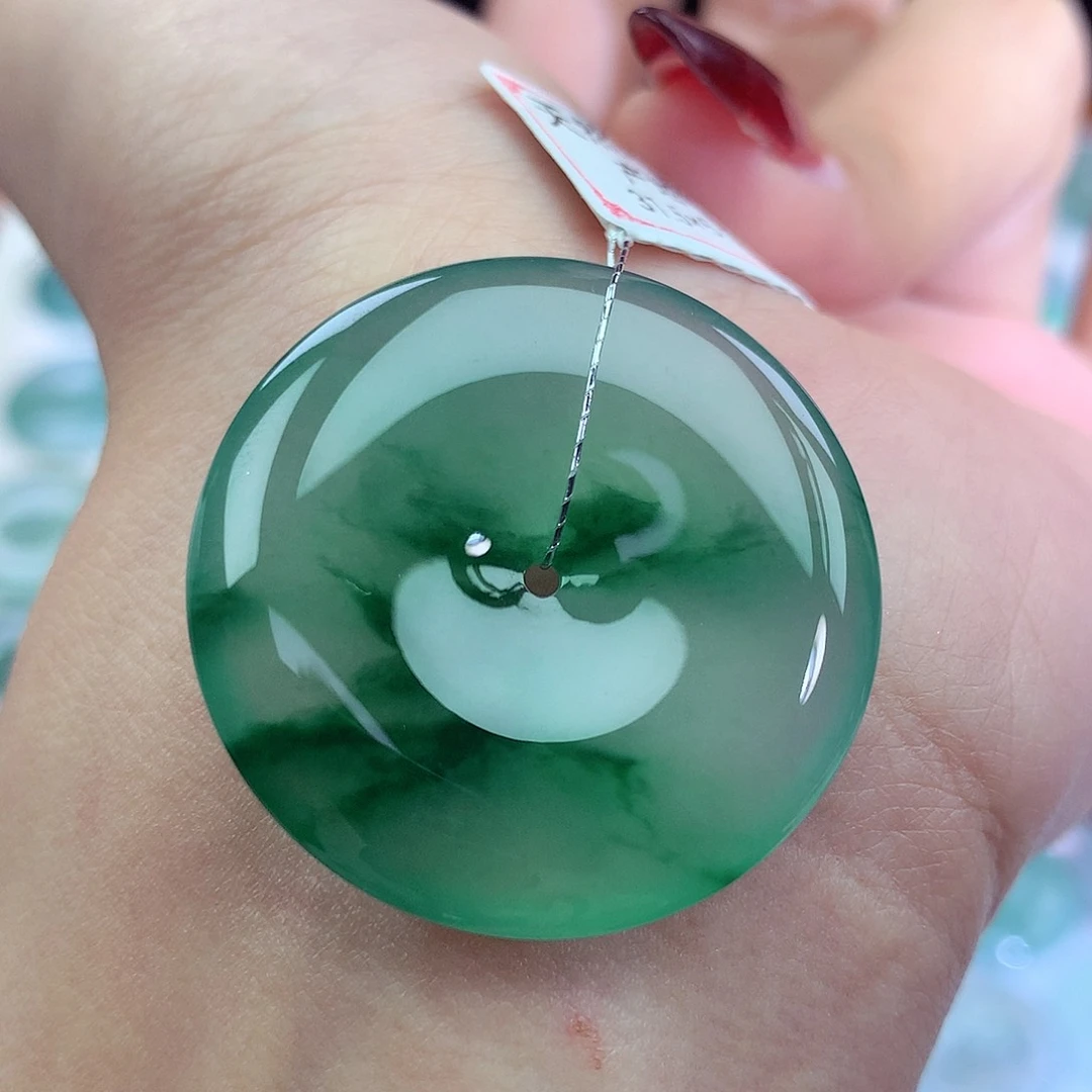 翡翠吊坠(不含链)未镶嵌