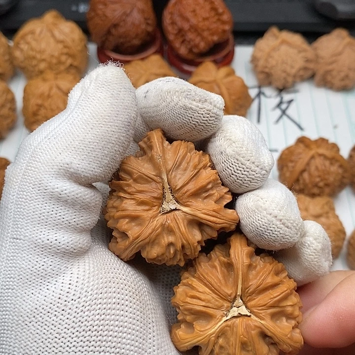 酷***琪核桃手串/手链拼接白狮子43