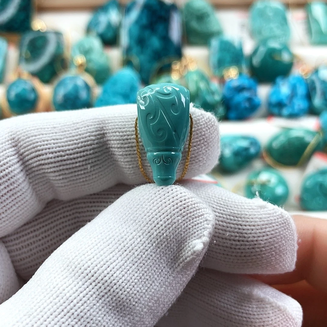 绿松石未镶嵌车挂对孔10.8