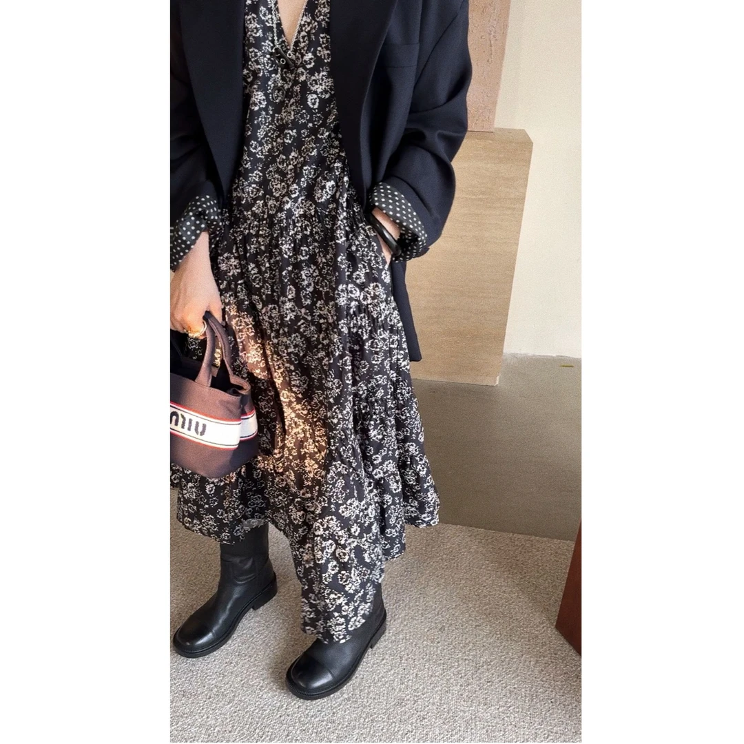 小君君的第一件无袖显瘦连衣裙 J24Q383